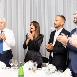 BiH NAKON IZBORA Podjela plijena na brodu koji tone